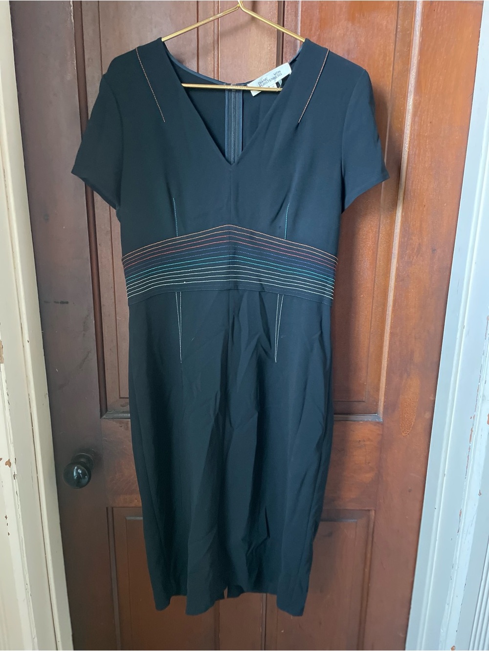 Diane Von Furstenberg women's size 12 short sleeve black dress